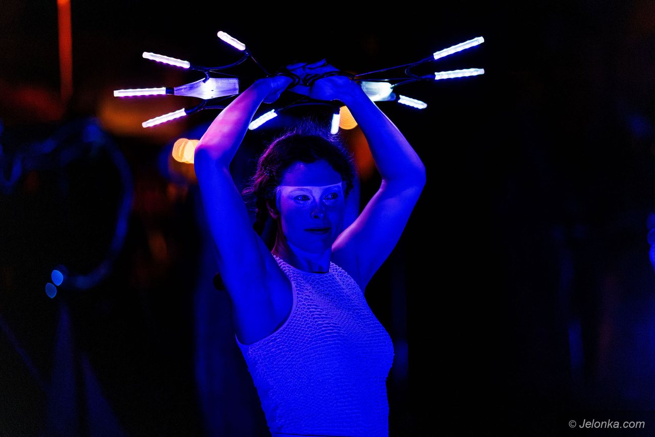 Teatry uliczne – Teatr Blackout Paradox