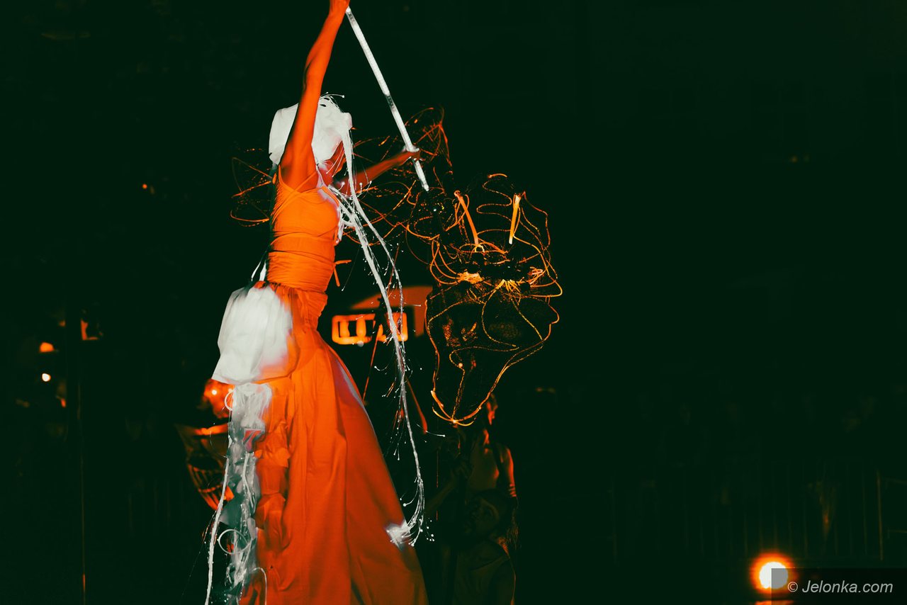Teatry uliczne – Teatr Blackout Paradox