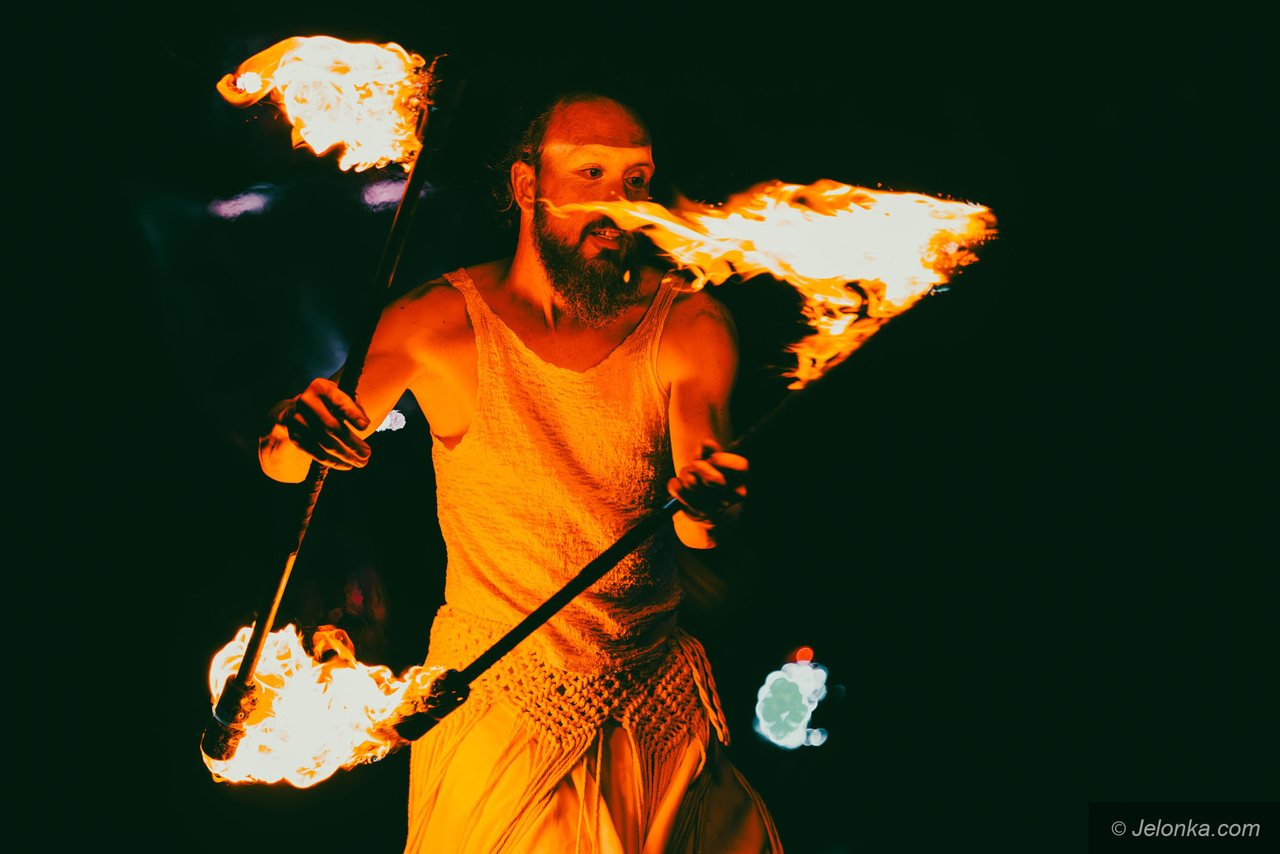 Teatry uliczne – Teatr Blackout Paradox