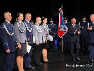 Awanse i nagrody na święto policjantów