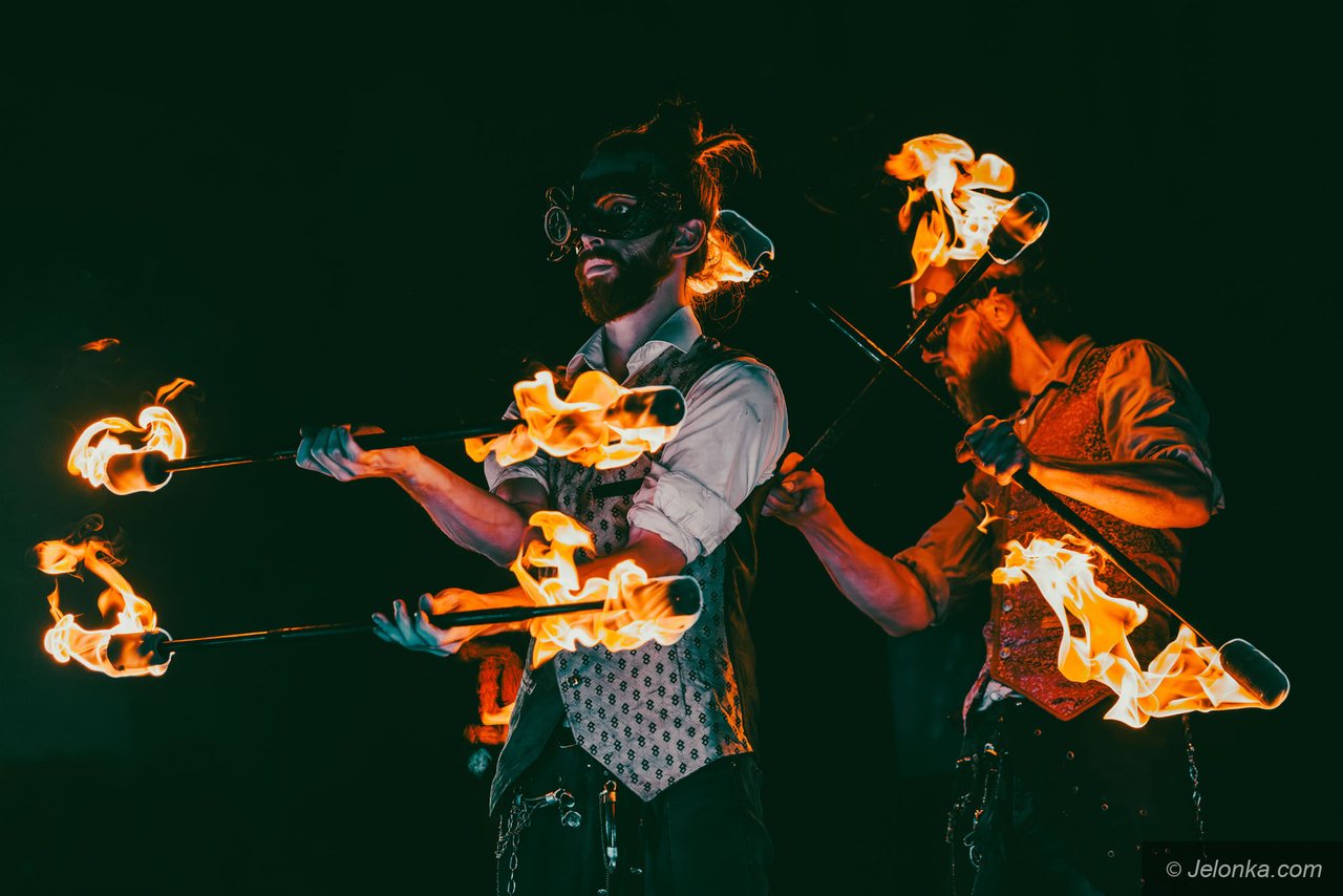 Teatry Uliczne – II dzień: Blackout Paradox