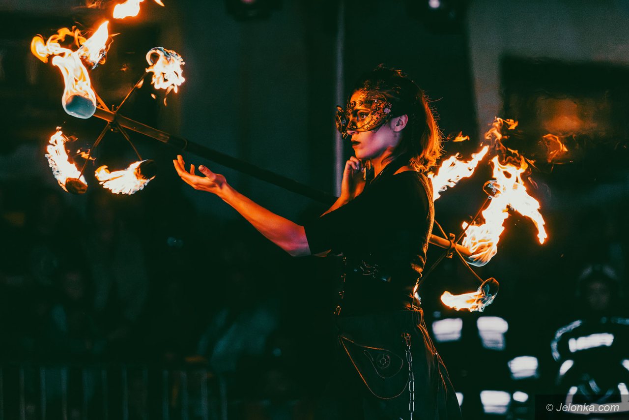 Teatry Uliczne – II dzień: Blackout Paradox