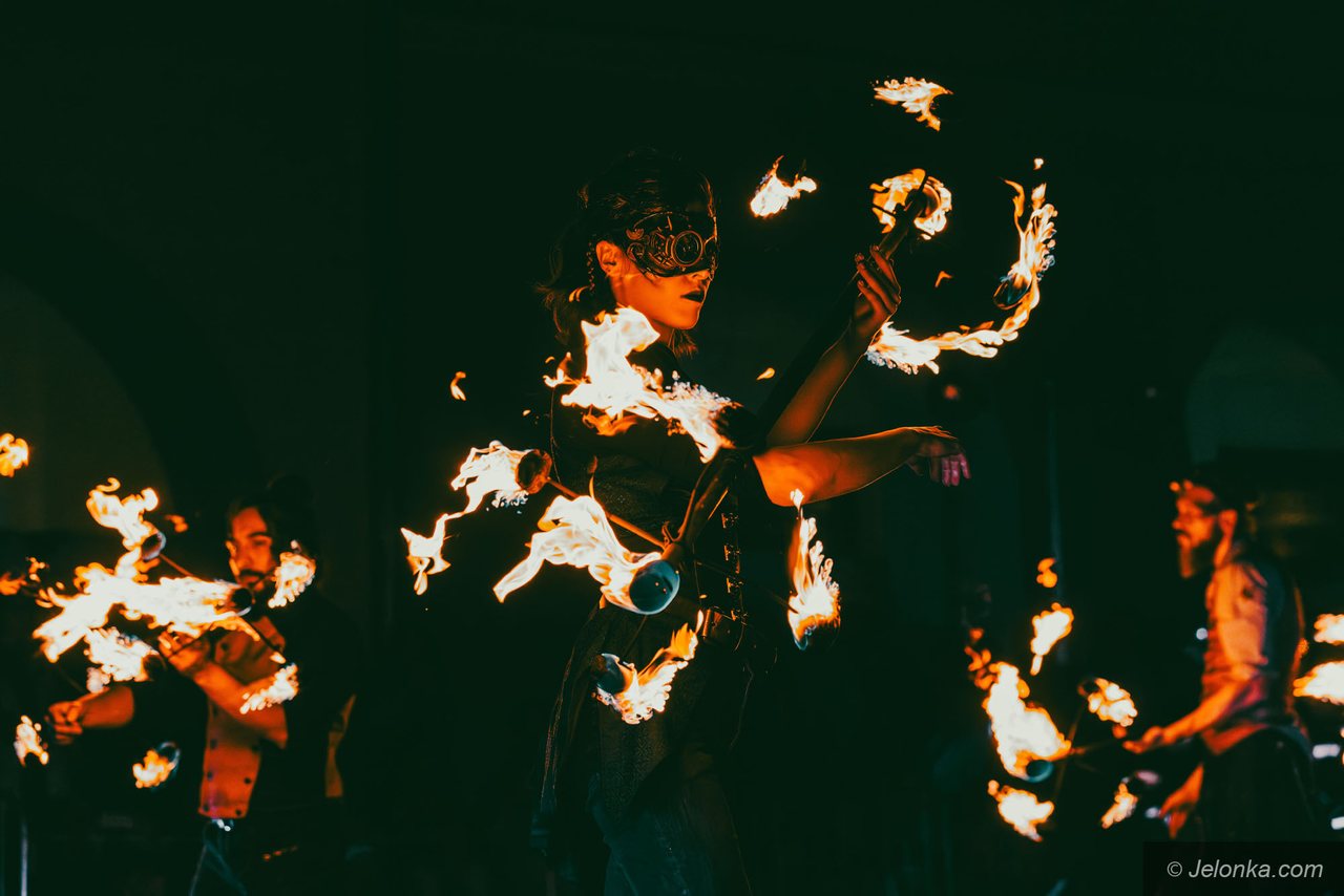 Teatry Uliczne – II dzień: Blackout Paradox