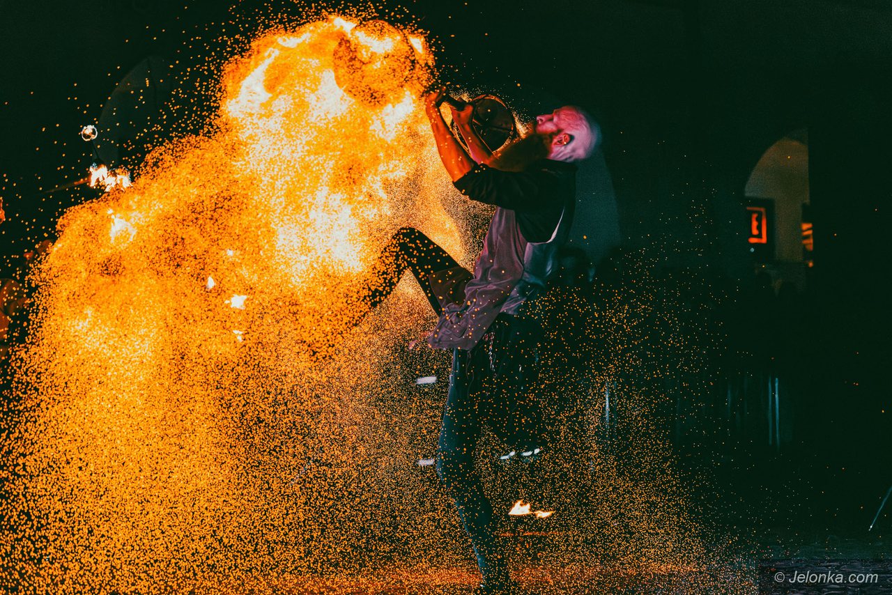 Teatry Uliczne – II dzień: Blackout Paradox
