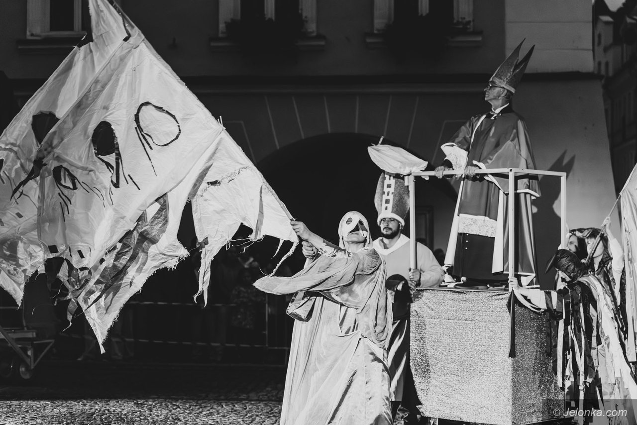 Teatry Uliczne – II dzień: Grupa Teatralna Poznań
