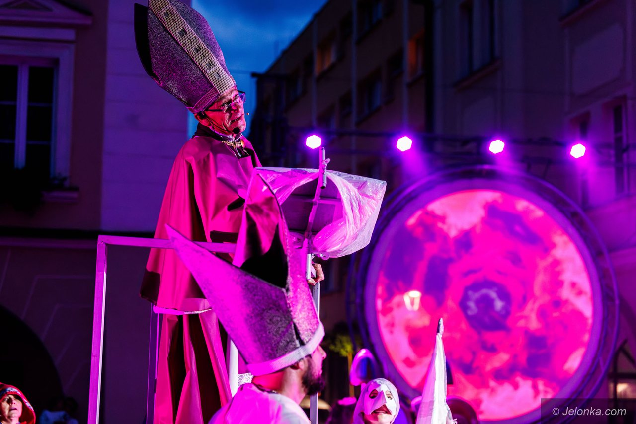 Teatry Uliczne – II dzień: Grupa Teatralna Poznań