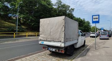 Plaga złego parkowania przy dworcu