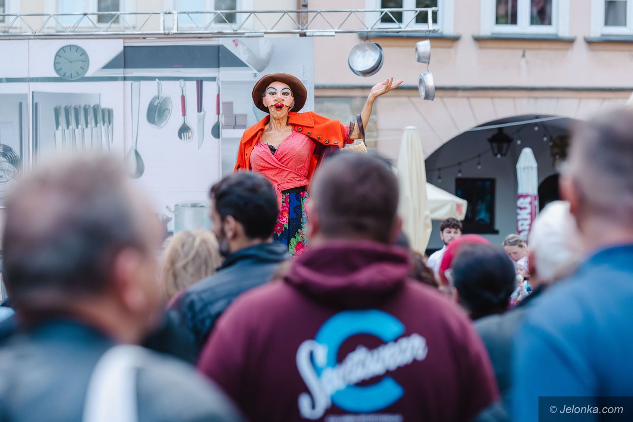 Teatry uliczne – 3 dzień – Teatr Due Mondi, Włochy
