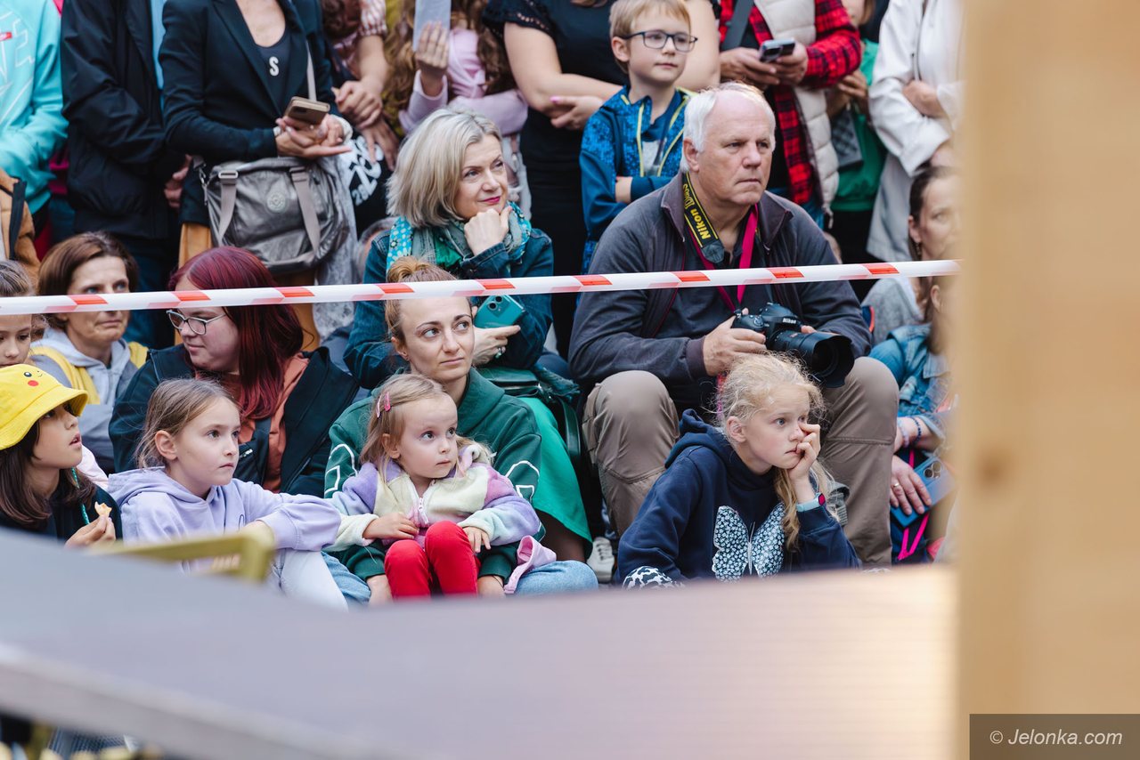 Teatry uliczne – 3 dzień – Teatr Due Mondi, Włochy