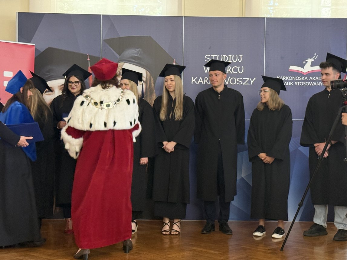 Pożegnanie studentów pełne wzruszeń