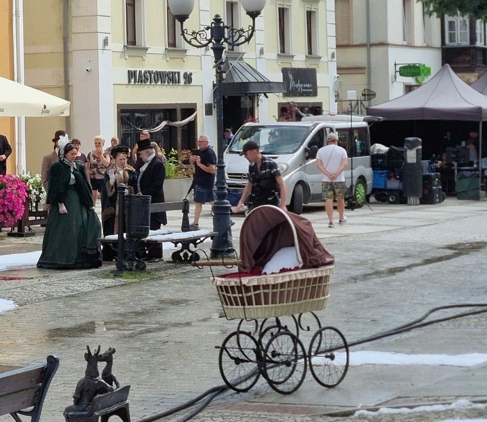 Kręcą film na Placu Piastowskim