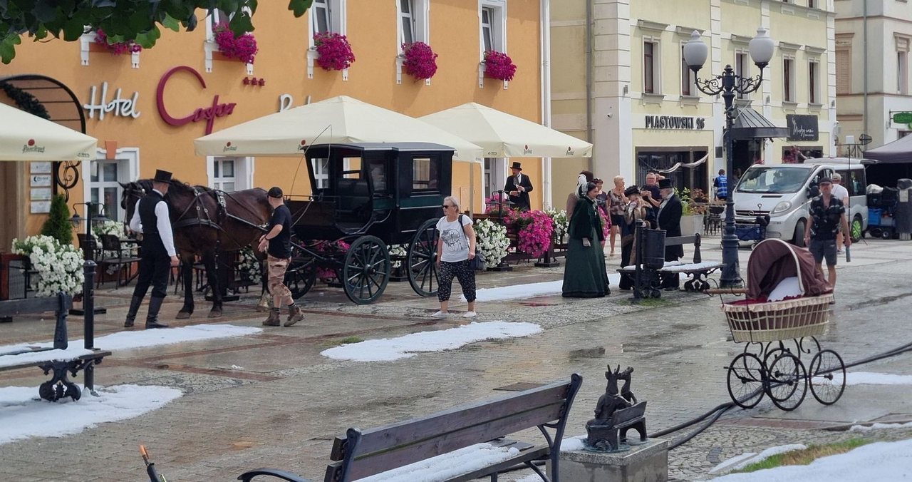 Kręcą film na Placu Piastowskim
