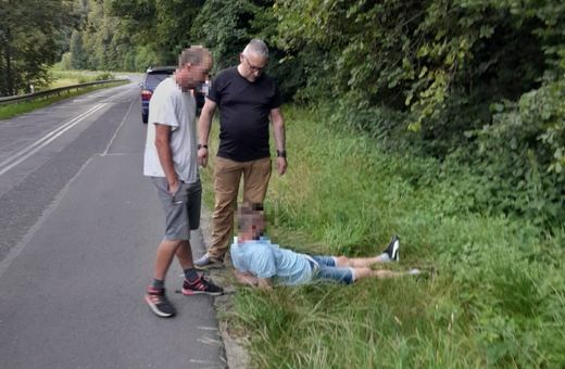 Pijany uciekał starym Audi