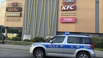 Pijany 16–latek (1,7 prom.) awanturował się w galerii