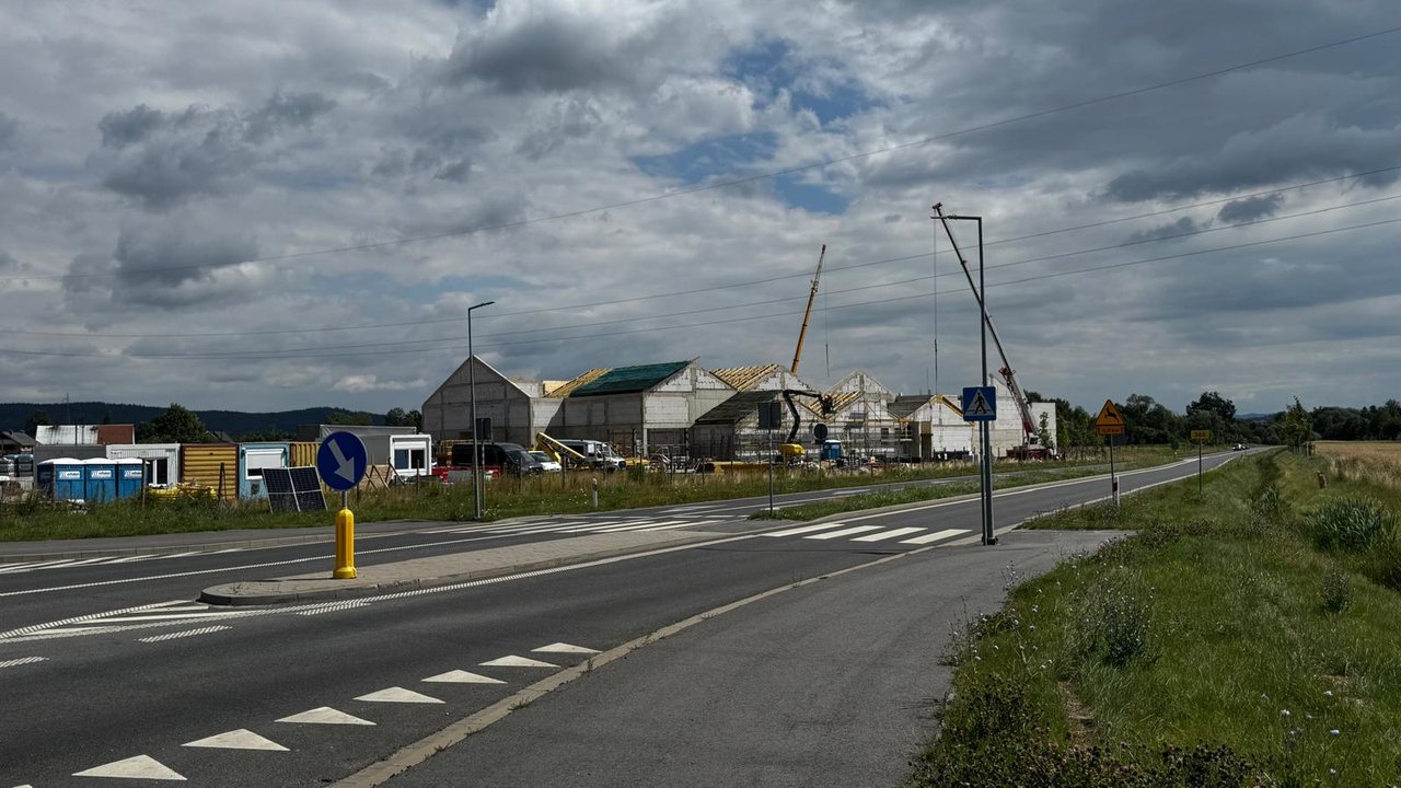 Querion rośnie – otwarcie coraz bliżej