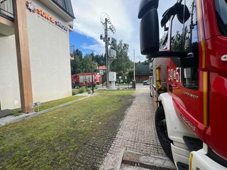 Pożar w Szklarskiej Porębie: paliła się sauna w apartamentowcu – straż nie mogła się dostać!