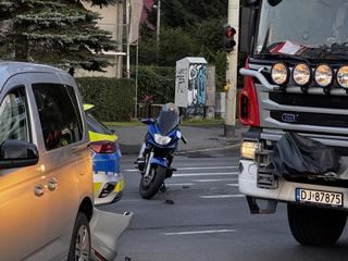 48–latka zajechała drogę motocykliście na Wolności
