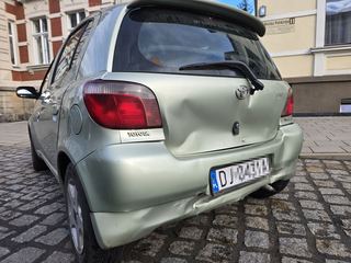 Stłuczka przy wyjeździe z marketu