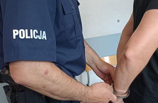 Stosował przemoc, w tym również ekonomiczną wobec najbliższych –teraz ma zakaz zbliżania się do nich i musiał się wyprowadzić