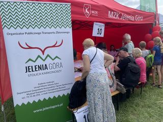 Piknik spółek miejskich na Błoniach
