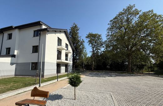 Niby Paryska, a jednak w Jeleniej Górze