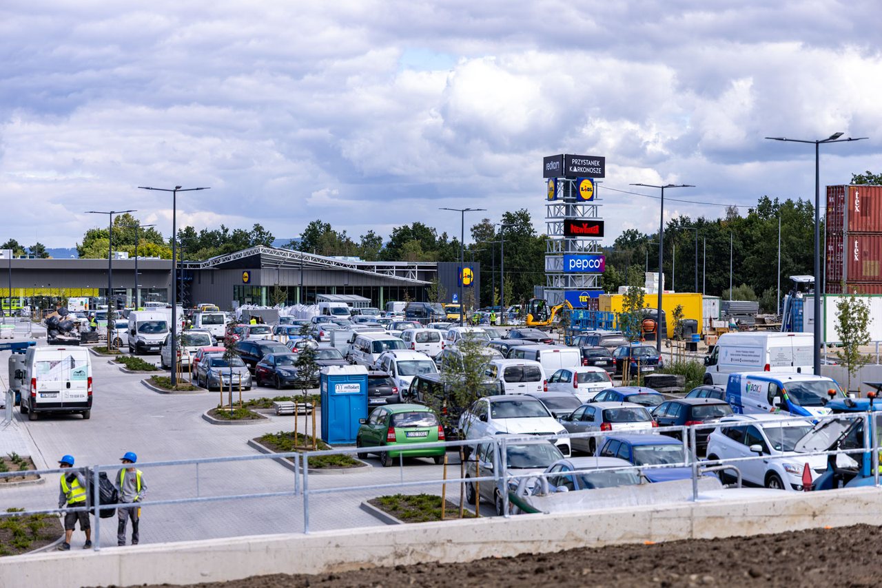 Przystanek Karkonosze – czy zdążą na czas?