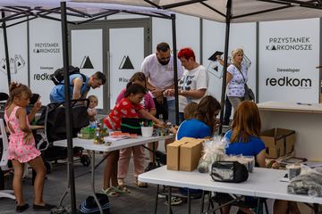 Przystanek Karkonosze wabi nie tylko turystów