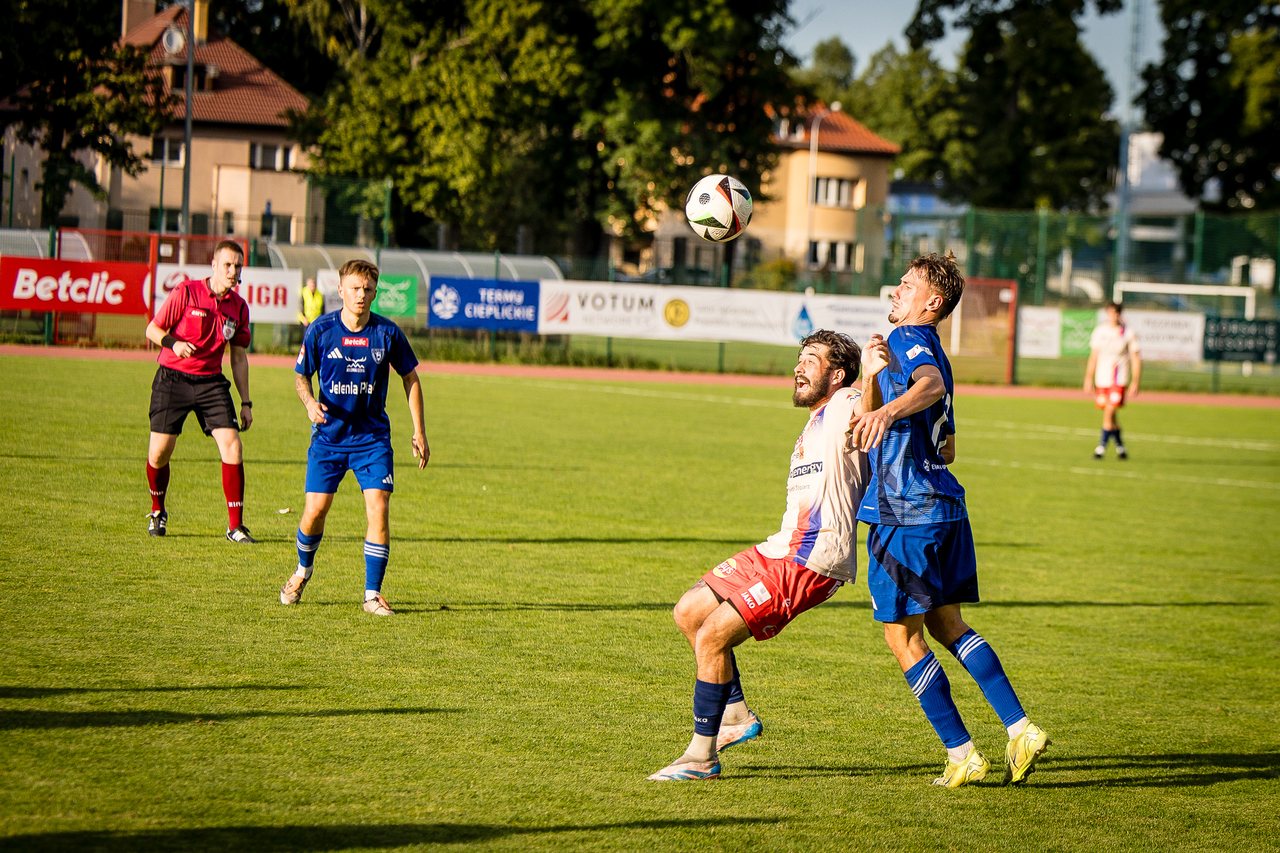 Wydarliśmy 3 punkty w doliczonym czasie gry