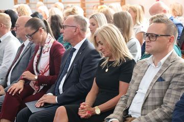 Uczniowie wrócili do szkół – inauguracja w SP 13