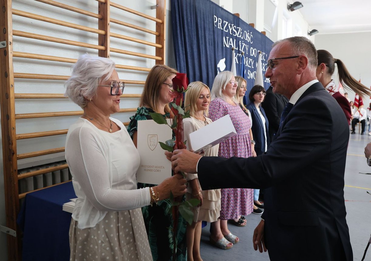 Uczniowie wrócili do szkół – inauguracja w SP 13