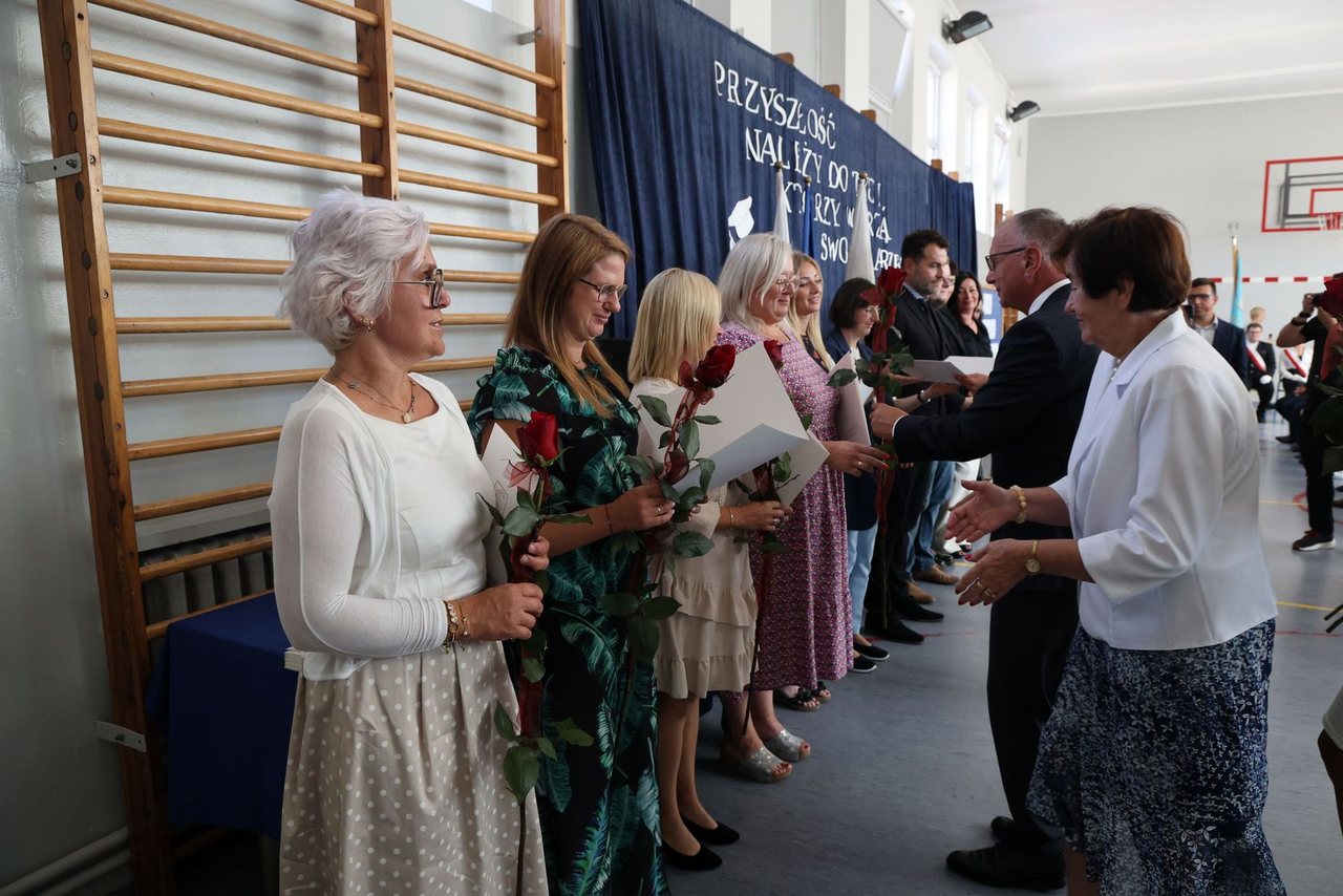 Uczniowie wrócili do szkół – inauguracja w SP 13