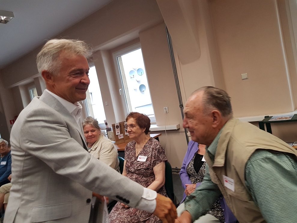 Kochanowski łączy pokolenia, czyli Narodowe Czytanie w Bibliotece Pedagogicznej