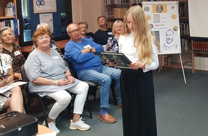 Kochanowski łączy pokolenia, czyli Narodowe Czytanie w Bibliotece Pedagogicznej