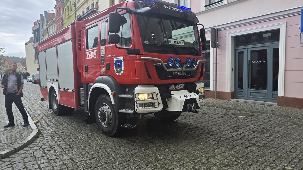 Ewakuacja w centrum Jeleniej Góry
