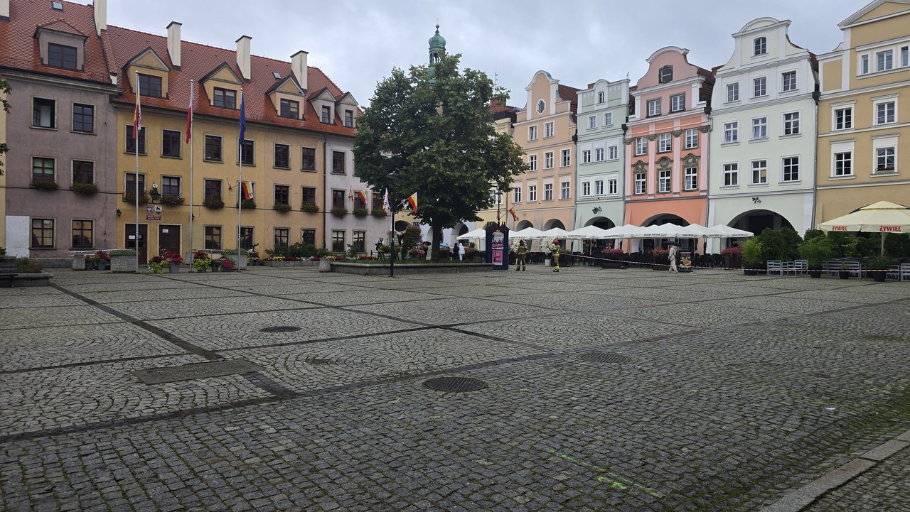 Ewakuacja w centrum Jeleniej Góry