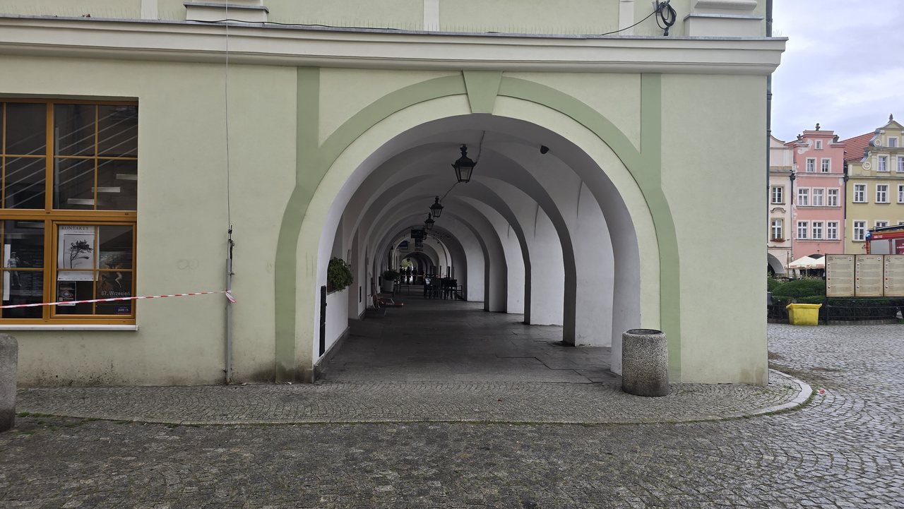 Ewakuacja w centrum Jeleniej Góry