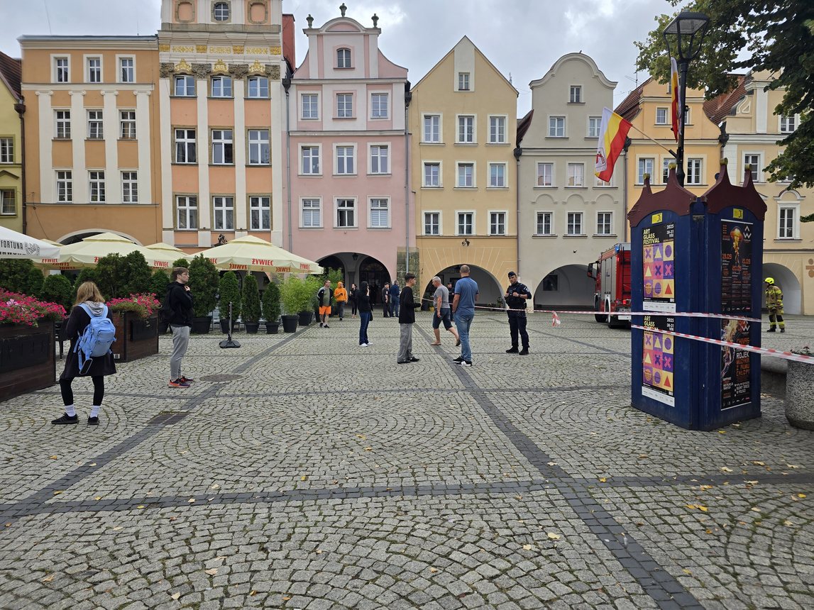 Ewakuacja w centrum Jeleniej Góry