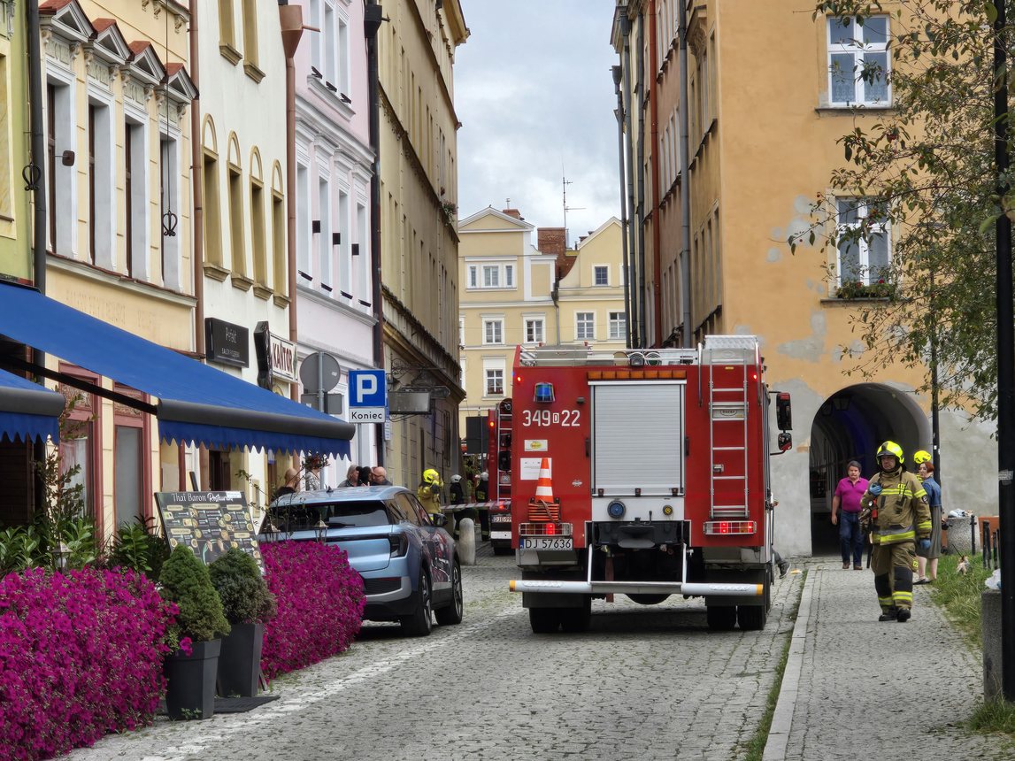 Ewakuacja w centrum Jeleniej Góry