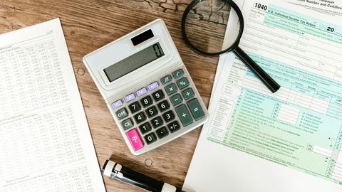 Jak działa krajowe biuro informacji gospodarczej i jakie dane gromadzi?
