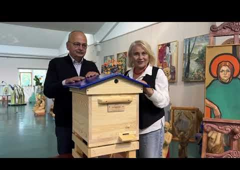 Która szkoła ładniej pomaluje ul?