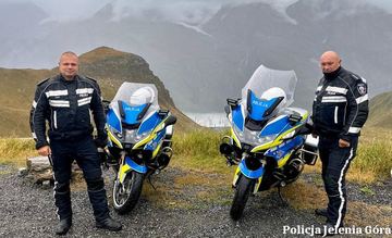 Policjanci jeleniogórskiej drogówki doskonalili swoje umiejętności w międzynarodowym szkoleniu motocyklowym w Austrii