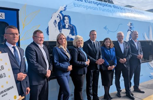 Niebieskie pociągi pojawią się także w Jeleniej Górze