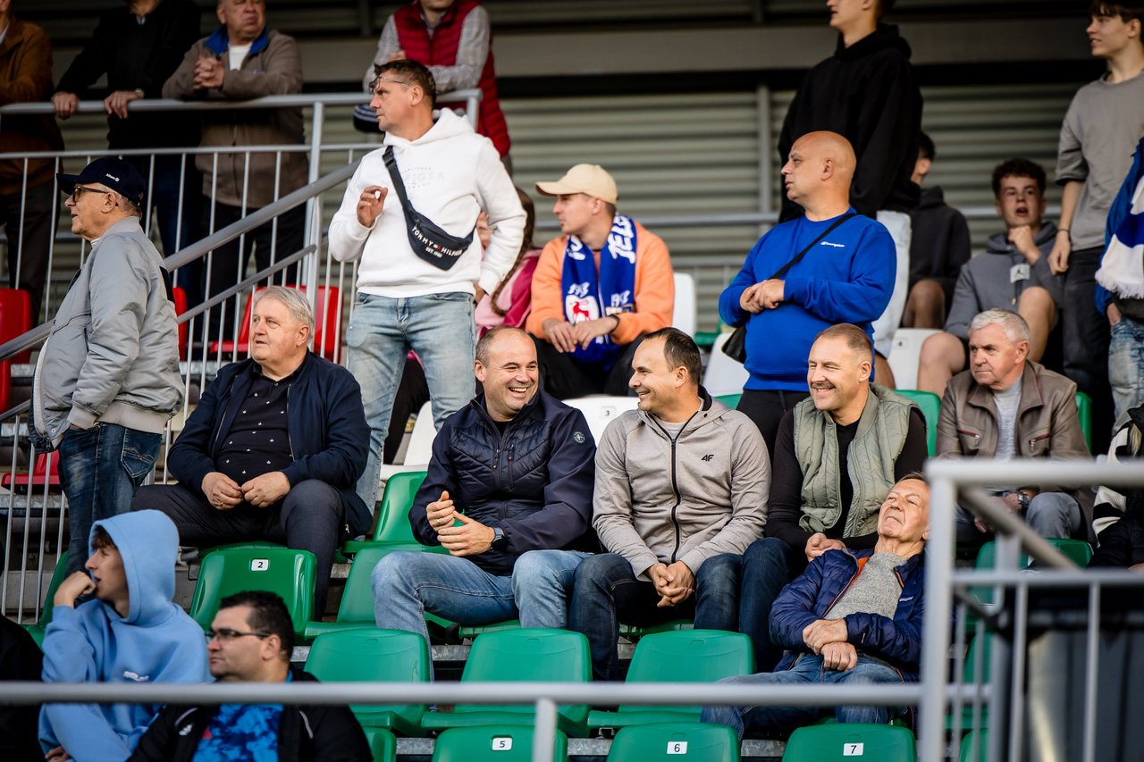 "Idzie jak po grudzie". Uratowali punkt w doliczonym czasie gry