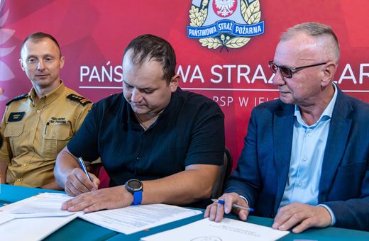 Umowa na odbudowę jednostki strażackiej