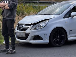 Kolizja opla z volkswagenem na DK30