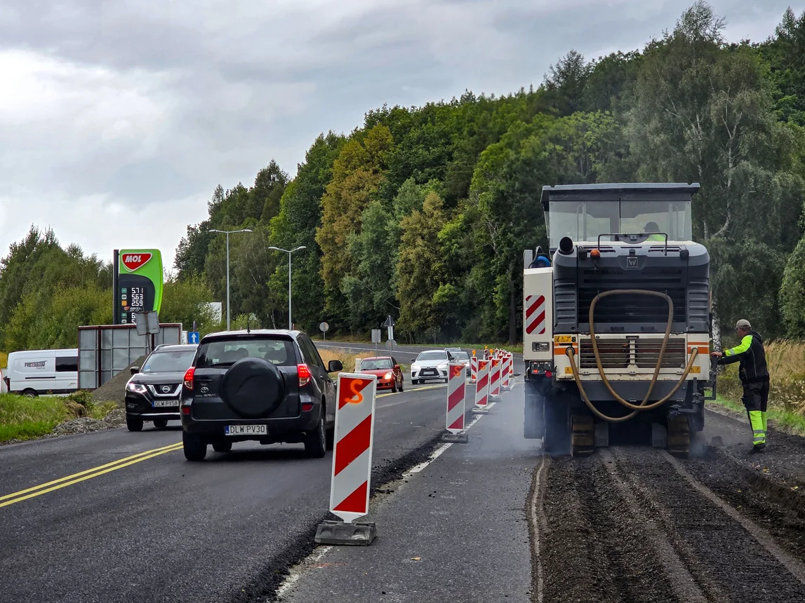 Jest już nowy asfalt na drodze wylotowej na Zgorzelec