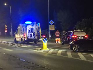 Potrącenie 77–latki na przejściu dla pieszych