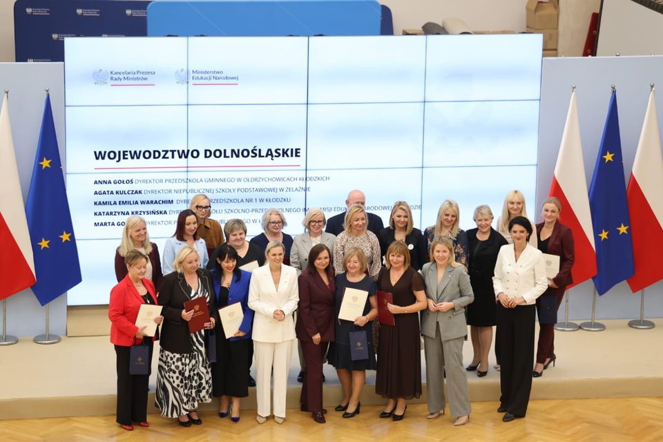 Dyrektorzy nagrodzeni za prace po powodzi