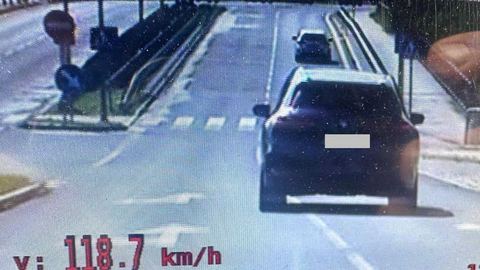 Przekroczył prędkość w terenie zabudowanym. Stracił prawo jazdy na 3 miesiące