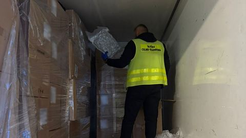 155 kg marihuany na autostradzie